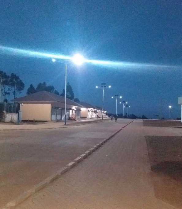 秀英区非洲科特迪瓦太阳能路灯工程